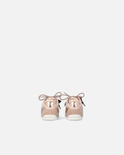 Carica l'immagine nel visualizzatore di Gallery, Pinko sneakers con lacci doppi e applicazioni