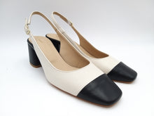 Carica l'immagine nel visualizzatore di Gallery, Frau slingback