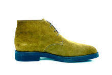 Carica l'immagine nel visualizzatore di Gallery, Barrett Parma 1917 Polacchino in suede colore peridot