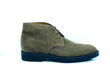 Carica l'immagine nel visualizzatore di Gallery, Barrett Parma 1917 Polacchino in suede colore flint