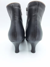 Carica l&#39;immagine nel visualizzatore di Gallery, Federico Rosi stivaletto in pelle
