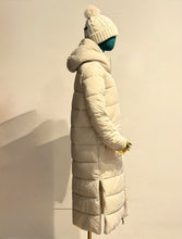 Carica l'immagine nel visualizzatore di Gallery, MORE
