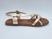 Carica l'immagine nel visualizzatore di Gallery, Oh! My Sandals
