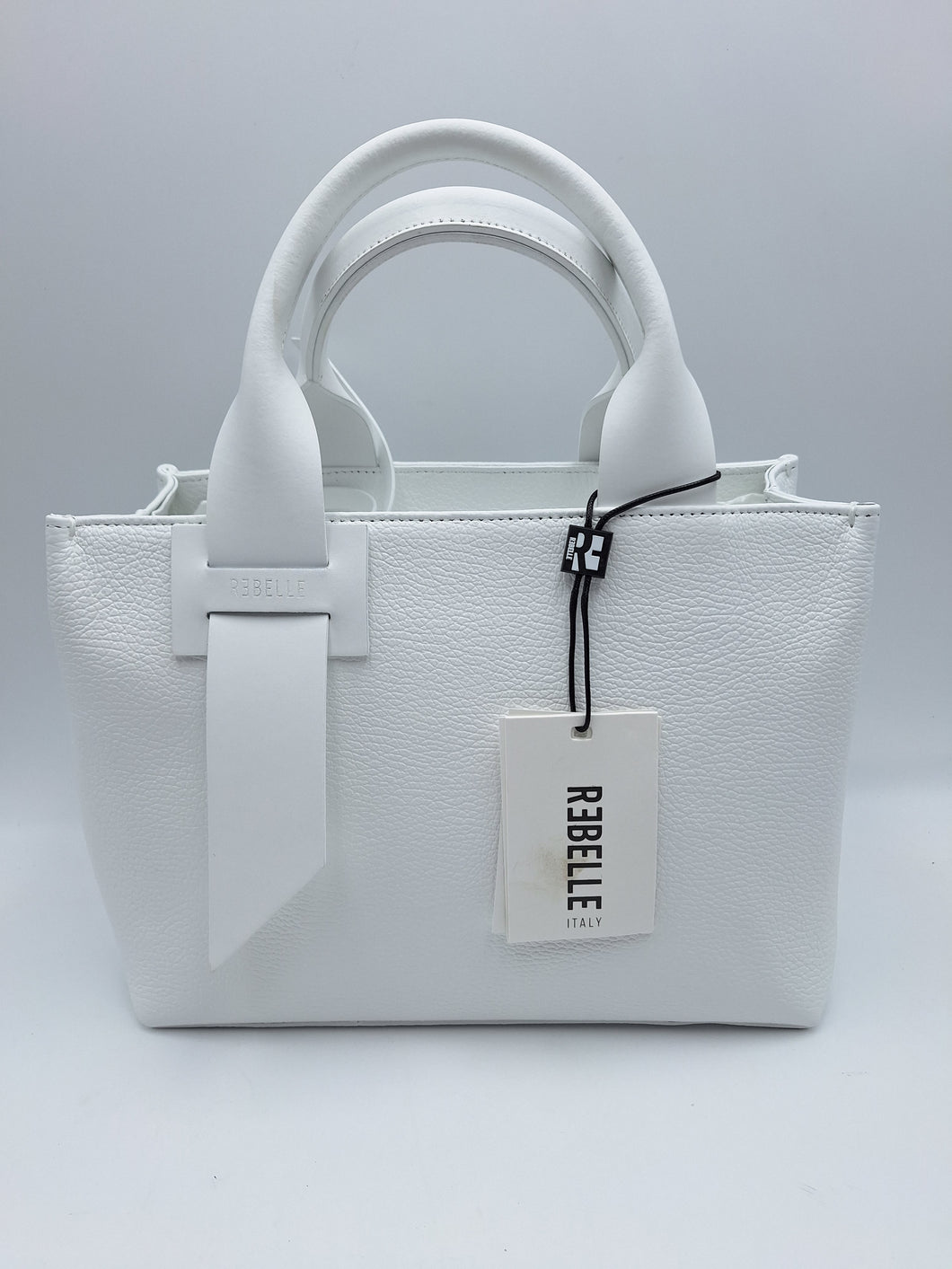 Rebelle white