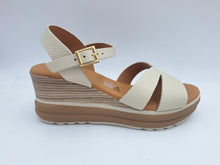 Carica l'immagine nel visualizzatore di Gallery, Oh! My Sandals
