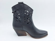 Carica l'immagine nel visualizzatore di Gallery, Mazzitti
