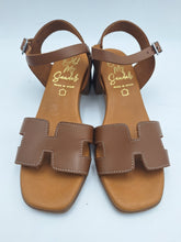 Carica l&#39;immagine nel visualizzatore di Gallery, 136 Oh! My Sandals
