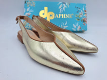 Carica l&#39;immagine nel visualizzatore di Gallery, Daphne slingback in pelle oro
