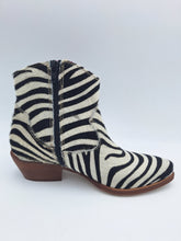 Carica l'immagine nel visualizzatore di Gallery, Mazzitti
