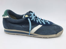 Carica l'immagine nel visualizzatore di Gallery, Satorisan Stardust suede sneakers uomo
