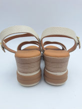 Carica l'immagine nel visualizzatore di Gallery, Oh! My Sandals
