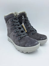 Carica l&#39;immagine nel visualizzatore di Gallery, Legero scarponcino donna
