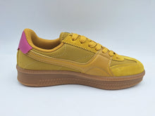 Carica l'immagine nel visualizzatore di Gallery, 02 Ellesse
