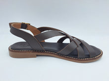 Carica l'immagine nel visualizzatore di Gallery, Oh! My Sandals
