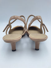 Carica l'immagine nel visualizzatore di Gallery, Pinko slingback con cinturini e applicazioni gioiello effetto vernice
