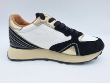 Carica l&#39;immagine nel visualizzatore di Gallery, Guardiani
