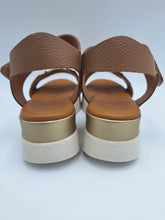 Carica l&#39;immagine nel visualizzatore di Gallery, 138 Oh! My Sandals
