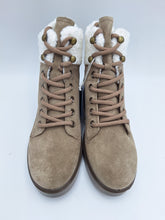 Carica l&#39;immagine nel visualizzatore di Gallery, Legero scarponcino donna
