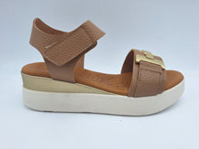 Carica l&#39;immagine nel visualizzatore di Gallery, 138 Oh! My Sandals
