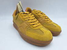 Carica l'immagine nel visualizzatore di Gallery, 02 Ellesse
