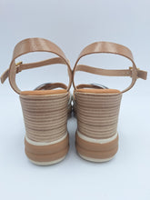 Carica l'immagine nel visualizzatore di Gallery, Oh! My Sandals
