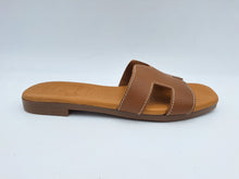 Carica l&#39;immagine nel visualizzatore di Gallery, 131 Oh! My Sandals
