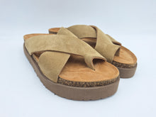 Carica l'immagine nel visualizzatore di Gallery, Pixy
