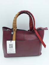 Carica l'immagine nel visualizzatore di Gallery, Rebelle borsa a mano Vidalia cherry
