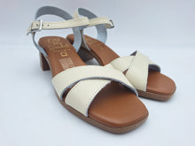 Carica l'immagine nel visualizzatore di Gallery, Oh! My Sandals
