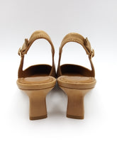 Carica l&#39;immagine nel visualizzatore di Gallery, Julie Dee slingback
