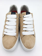 Carica l&#39;immagine nel visualizzatore di Gallery, Callaghan sneakers
