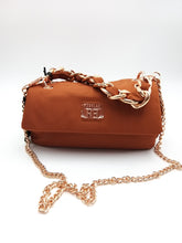 Carica l&#39;immagine nel visualizzatore di Gallery, Rebelle Borsa nylon con catena
