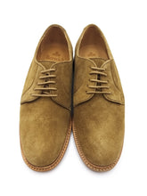 Carica l&#39;immagine nel visualizzatore di Gallery, Berwick 1707 Derby in camoscio color noce
