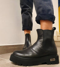 Carica l&#39;immagine nel visualizzatore di Gallery, Cult Chelsea Boots
