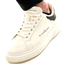 Carica l&#39;immagine nel visualizzatore di Gallery, John Richmond sneakers in pelle

