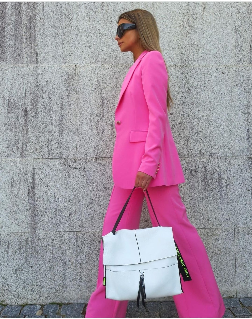 Rebelle White